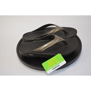 Oofos Women's 11 Recovery Sandals OOlala Luxe Latte Metallic Comfort Flip Flops